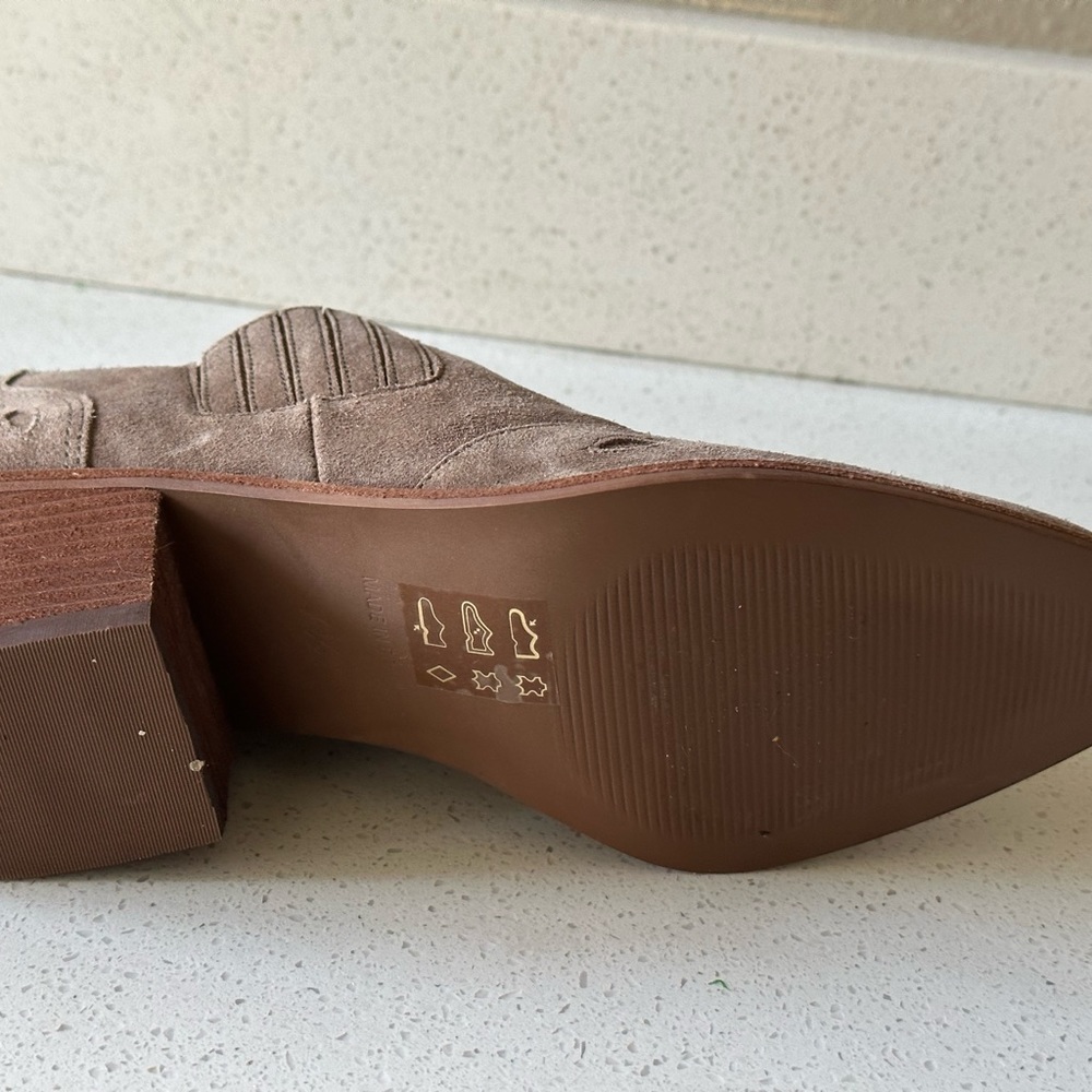 Madewell Erin boot - Picture 9 of 11